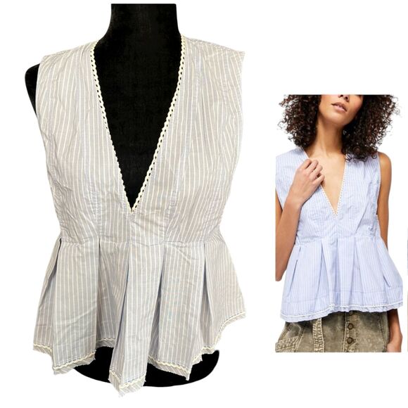 Free People Good Feels Sleeveless Blue White Stripe Keyhole Back Size Small - Picture 1 of 6